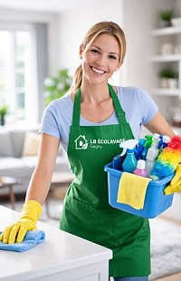 Une experte du nettoyage pour un intérieur impeccable de maisons et immeubles.